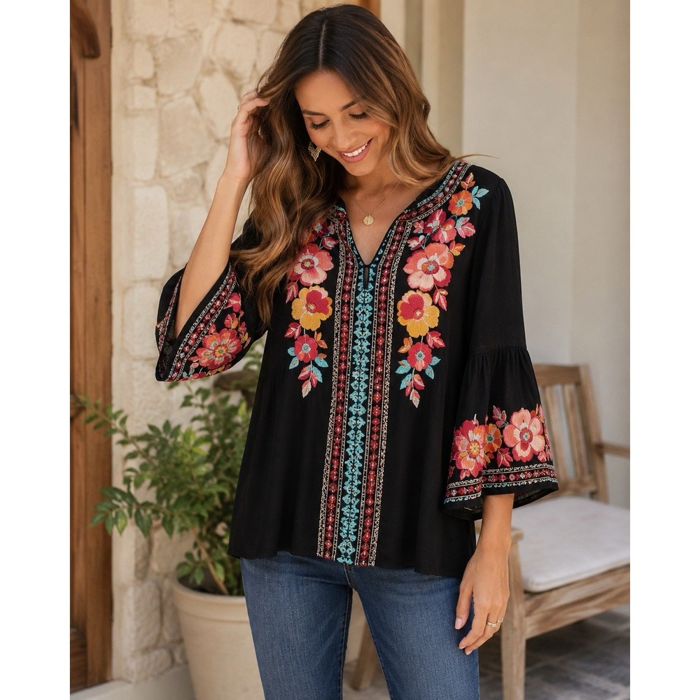 Andree By Unit Floral Embroidered Tunic Top Sz S Boho Bell Sleeves Black m1738A